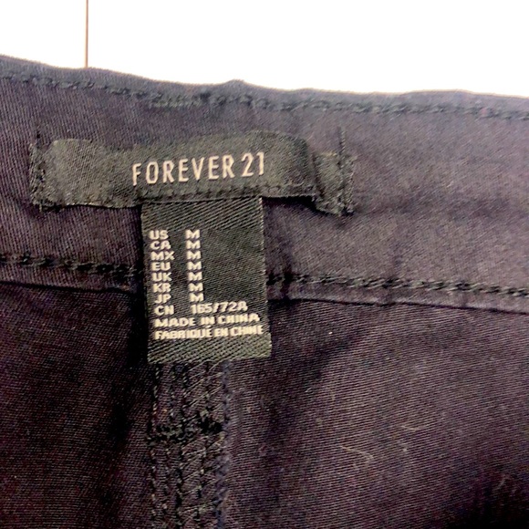 Forever 21 Jeans Black Women’s Size Medium - Picture 4 of 7